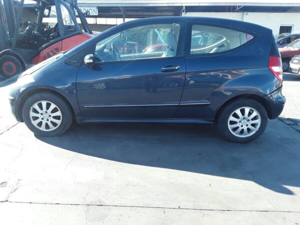 PORTON TRASERO MERCEDES-BENZ CLASE A (BM 169) - Imagen 5