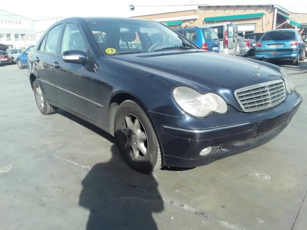 FARO DERECHO MERCEDES CLASE C  BERLINA - Imagen 3