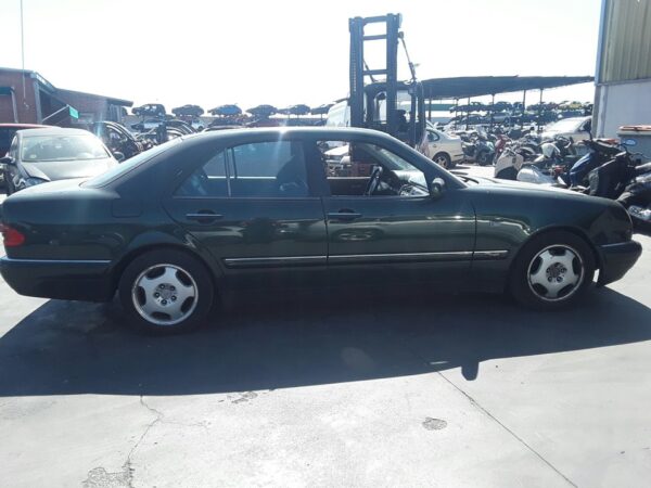 CENTRALITA MOTOR UCE MERCEDES CLASE E  BERLINA DIESEL - Imagen 4