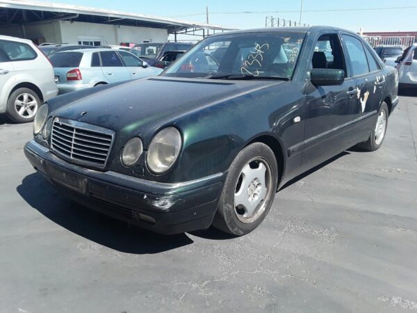FARO IZQUIERDO MERCEDES-BENZ CLASE E (BM 210) BERLINA - Imagen 5