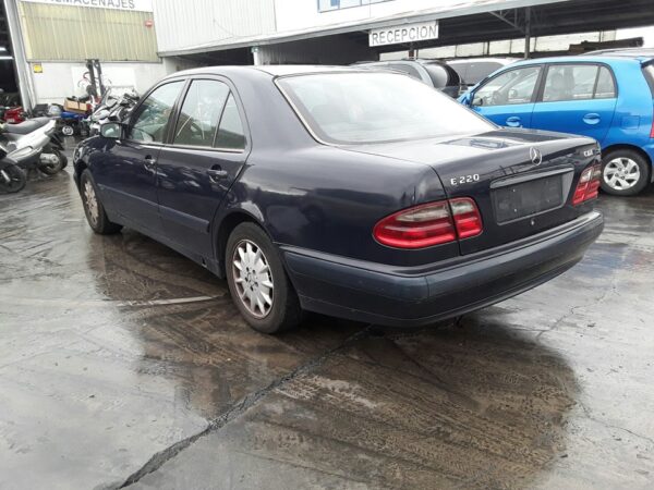 FARO IZQUIERDO MERCEDES CLASE E  BERLINA DIESEL - Imagen 5