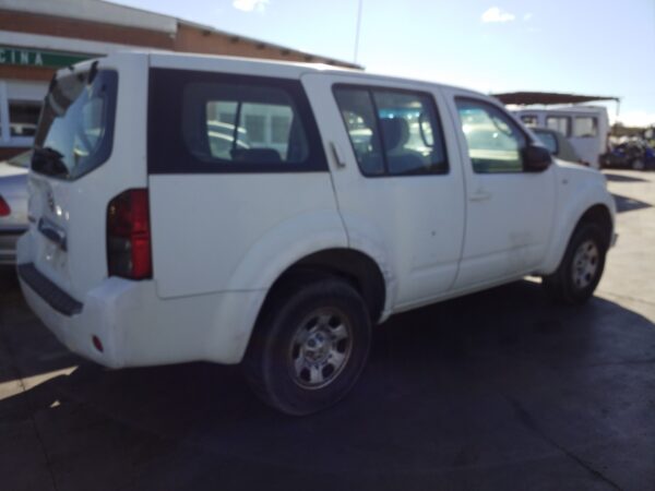 TRANSMISION TRASERA IZQUIERDA NISSAN PATHFINDER