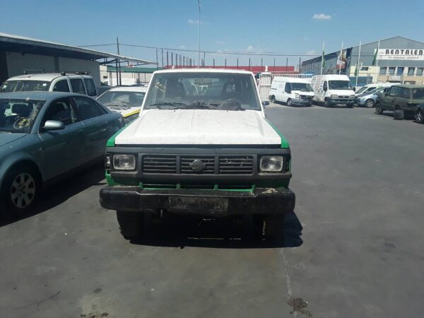 PUERTA TRASERA IZQUIERDA NISSAN PATROL (K/W260)