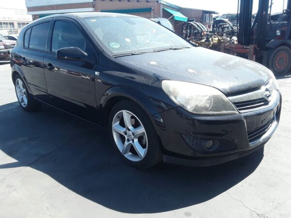 PILOTO TRASERO IZQUIERDO OPEL ASTRA H BERLINA - Imagen 4