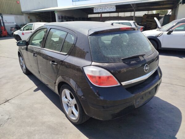 PILOTO TRASERO IZQUIERDO OPEL ASTRA H BERLINA - Imagen 3