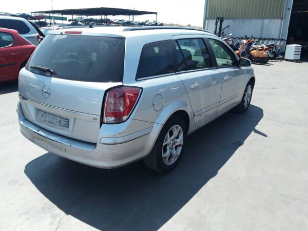 ALTERNADOR OPEL ASTRA H CARAVAN - Imagen 4