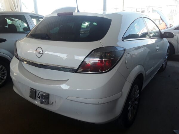 CERRADURA PUERTA DELANTERA DERECHA OPEL ASTRA GTC - Imagen 2