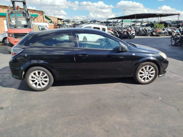 MOTOR ARRANQUE OPEL ASTRA H GTC - Imagen 3