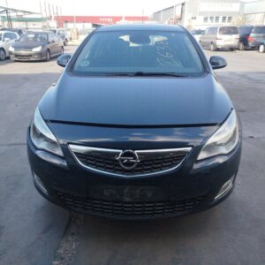 ELEVALUNAS TRASERO IZQUIERDO OPEL ASTRA J BERLINA 5P