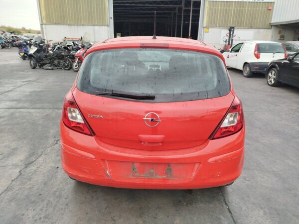 PILOTO TRASERO IZQUIERDO OPEL CORSA D - Imagen 5
