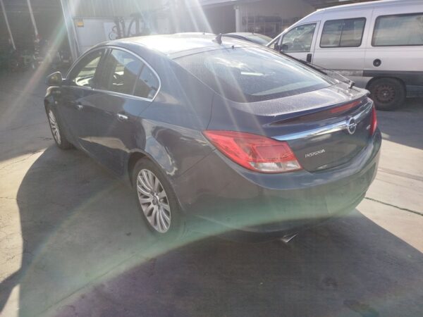 PILOTO TRASERO DERECHO OPEL INSIGNIA BERLINA - Imagen 4