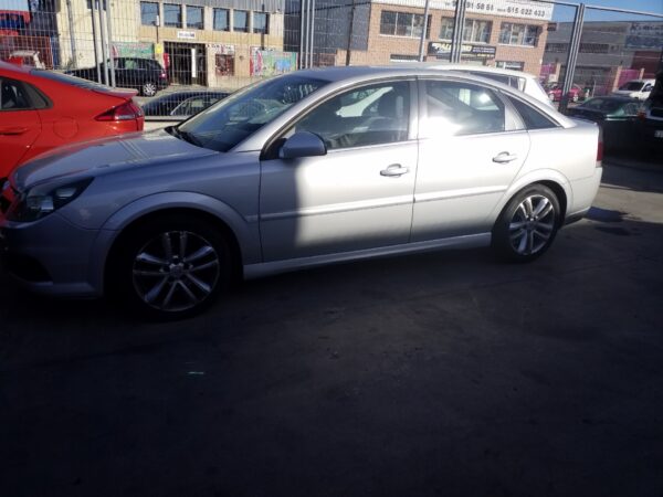 CENTRALITA MOTOR UCE OPEL VECTRA C BERLINA - Imagen 2