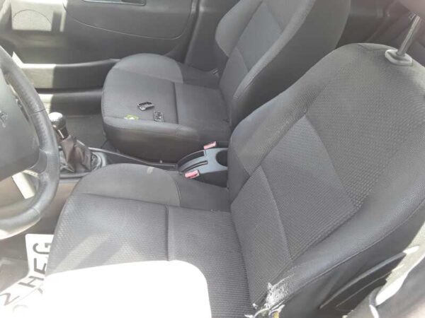 FARO DERECHO PEUGEOT 207 - Imagen 3