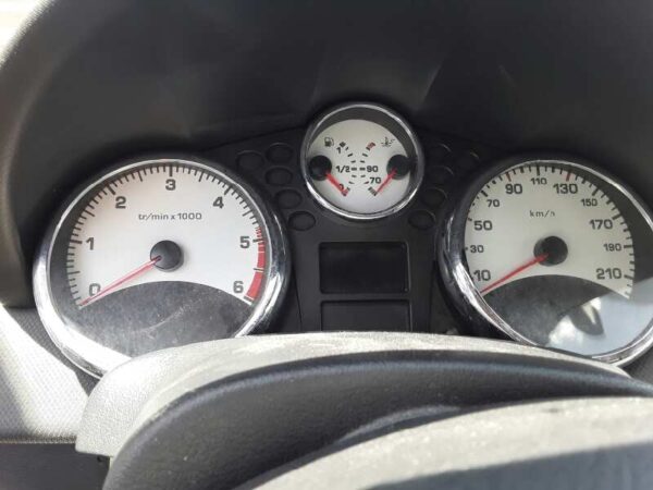FARO DERECHO PEUGEOT 207 - Imagen 4