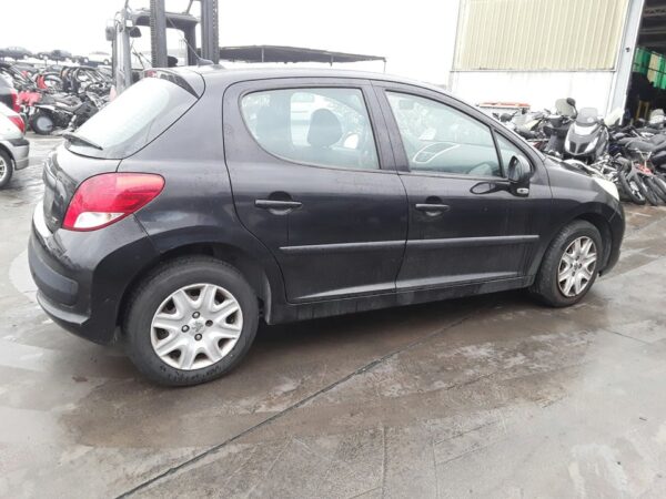 PILOTO TRASERO DERECHO PEUGEOT 207 - Imagen 5