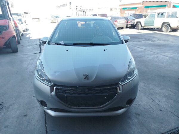 FARO IZQUIERDO PEUGEOT 208 - Imagen 2