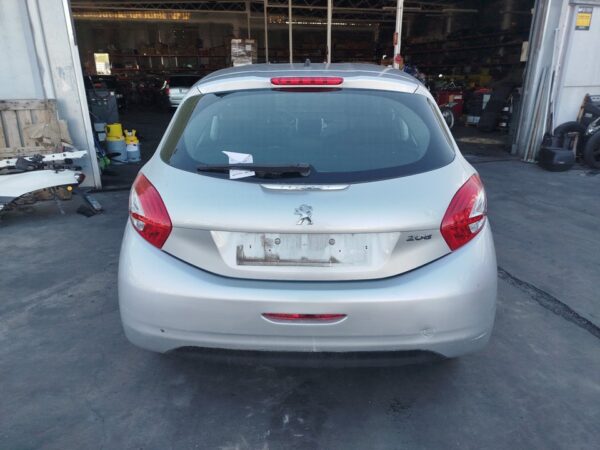 FARO IZQUIERDO PEUGEOT 208 - Imagen 4
