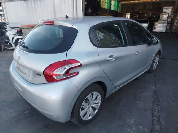 FARO IZQUIERDO PEUGEOT 208 - Imagen 5