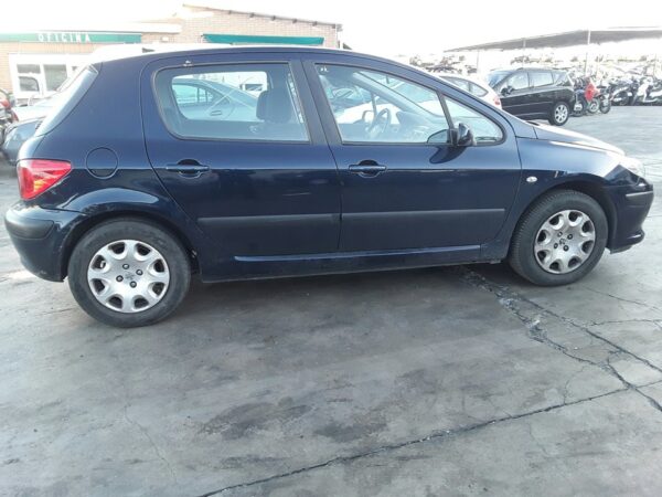 CAJA RELES / FUSIBLES PEUGEOT 307 BERLINA - Imagen 4