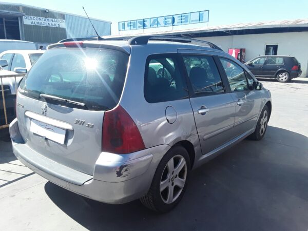 CAJA RELES / FUSIBLES PEUGEOT 307 BREAK / SW - Imagen 3