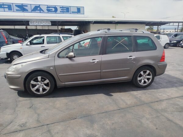 PILOTO TRASERO IZQUIERDO PEUGEOT 307 BREAK/ SW (S2) - Imagen 4