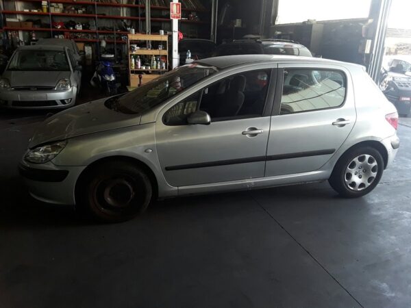 CAJA RELES / FUSIBLES PEUGEOT 307 - Imagen 5