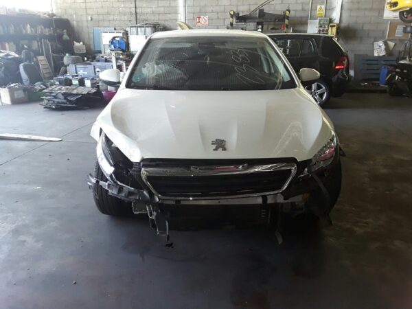 PARAGOLPES TRASERO PEUGEOT 308 - Imagen 2