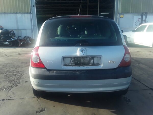 PILOTO TRASERO IZQUIERDO RENAULT CLIO II FASE II - Imagen 2
