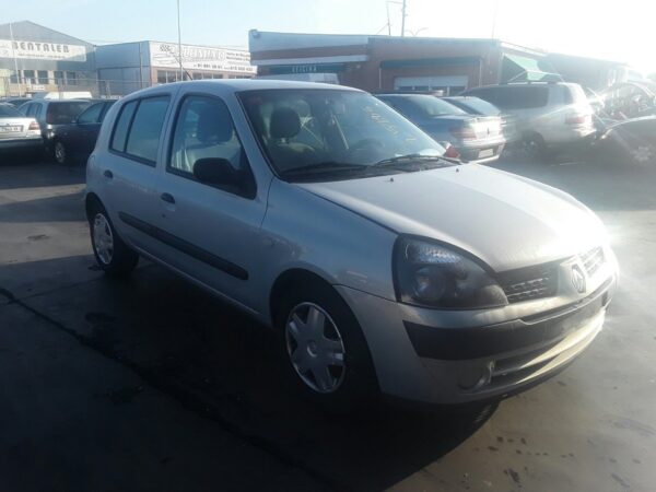 PILOTO TRASERO IZQUIERDO RENAULT CLIO II FASE II - Imagen 3