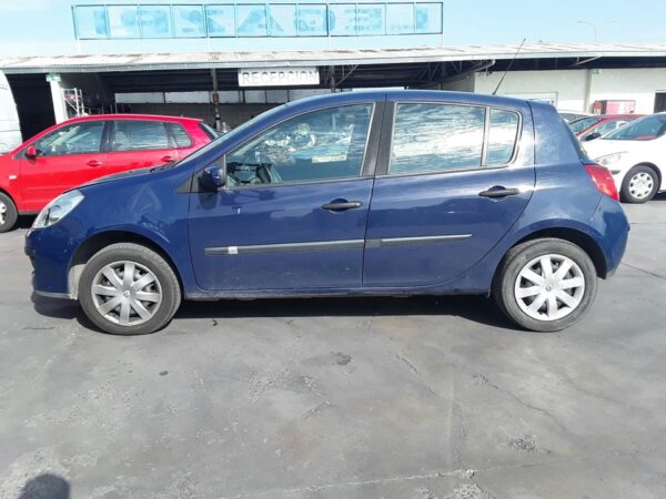 REJILLA AIREADORA RENAULT CLIO III - Imagen 4