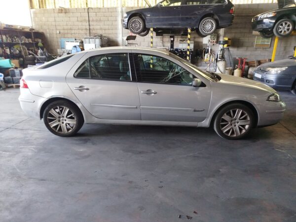 COMPRESOR AIRE ACONDICIONADO RENAULT LAGUNA II (BG0) - Imagen 3