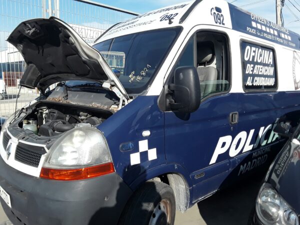 FARO IZQUIERDO RENAULT MASTER II FASE 2 DOBLE CABINA CAMIÓN/CHASIS - Imagen 2