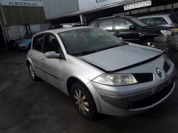 FARO DERECHO RENAULT MEGANE II BERLINA 5P - Imagen 5