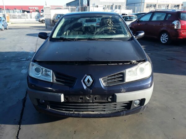 FARO DERECHO RENAULT MEGANE II CLASSIC BERLINA - Imagen 2