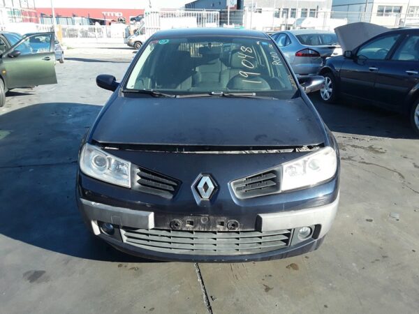 FARO IZQUIERDO RENAULT MEGANE II CLASSIC BERLINA - Imagen 2