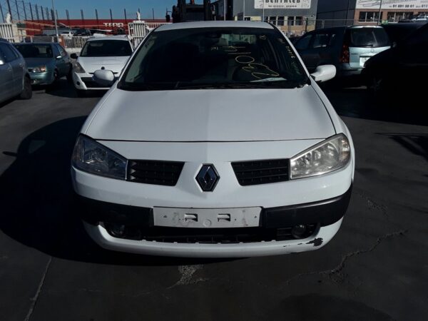 FARO IZQUIERDO RENAULT MEGANE II CLASSIC BERLINA - Imagen 2
