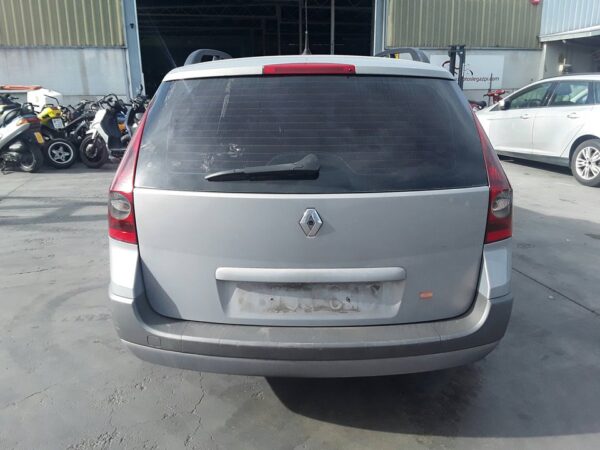 PARAGOLPES DELANTERO RENAULT MEGANE II FAMILIAR - Imagen 4