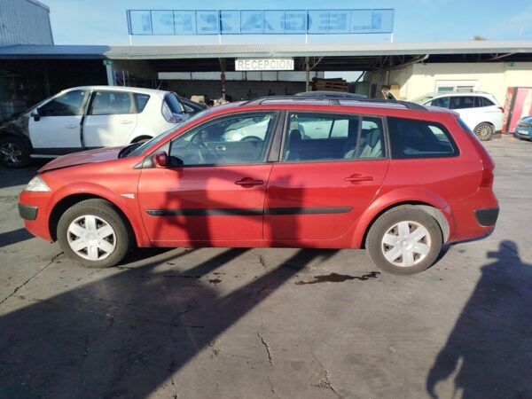 PARAGOLPES TRASERO RENAULT MEGANE II GRANDTOUR - Imagen 4