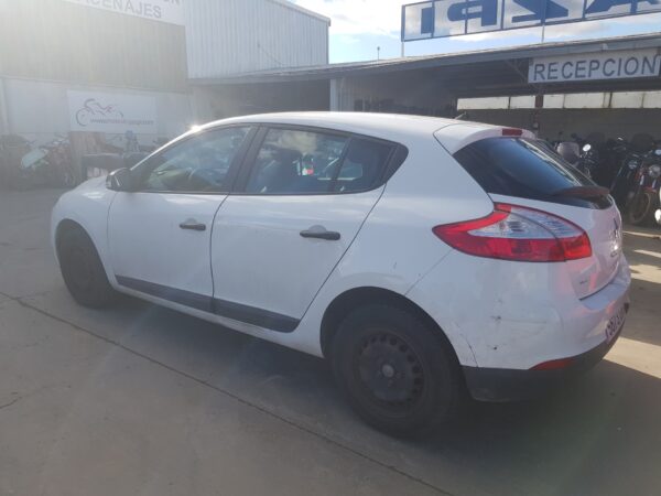 MODULO ELECTRONICO RENAULT MEGANE III BERLINA 5P - Imagen 4