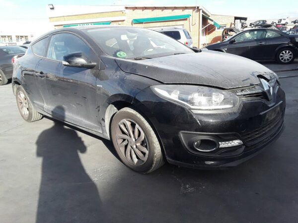 PARAGOLPES DELANTERO RENAULT MEGANE III COUPE - Imagen 4