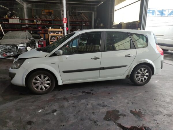 CAJA RELES / FUSIBLES RENAULT SCENIC II - Imagen 3