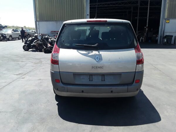PILOTO TRASERO IZQUIERDO RENAULT SCENIC II - Imagen 4