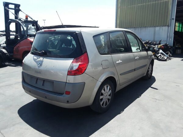 PILOTO TRASERO IZQUIERDO RENAULT SCENIC II - Imagen 5