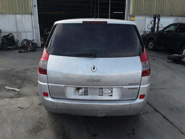 PILOTO TRASERO IZQUIERDO RENAULT SCENIC II - Imagen 4