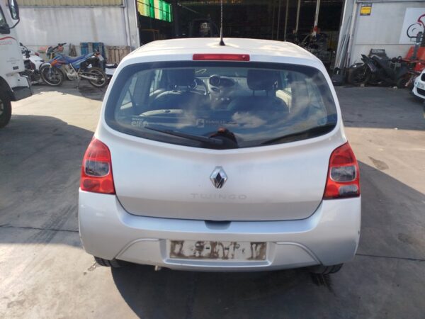 ALETA DELANTERA DERECHA RENAULT TWINGO II - Imagen 4