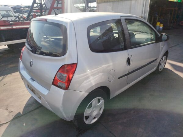 PILOTO TRASERO DERECHO RENAULT TWINGO II - Imagen 5