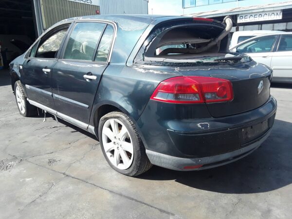 PARAGOLPES TRASERO RENAULT VEL SATIS - Imagen 5
