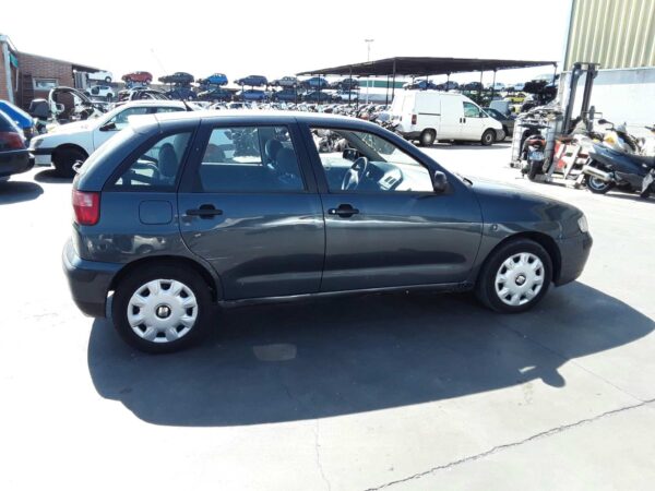 PARAGOLPES TRASERO SEAT IBIZA (6K1) - Imagen 3