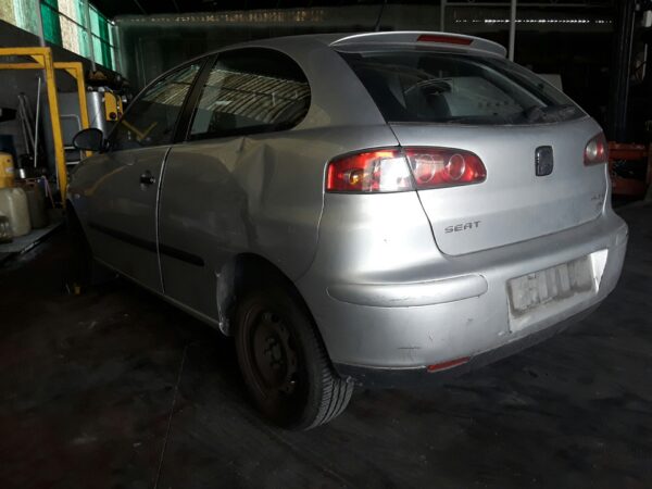 PILOTO TRASERO DERECHO SEAT IBIZA (6L1) - Imagen 4