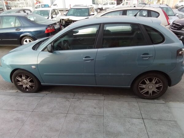 PILOTO TRASERO DERECHO SEAT IBIZA - Imagen 2